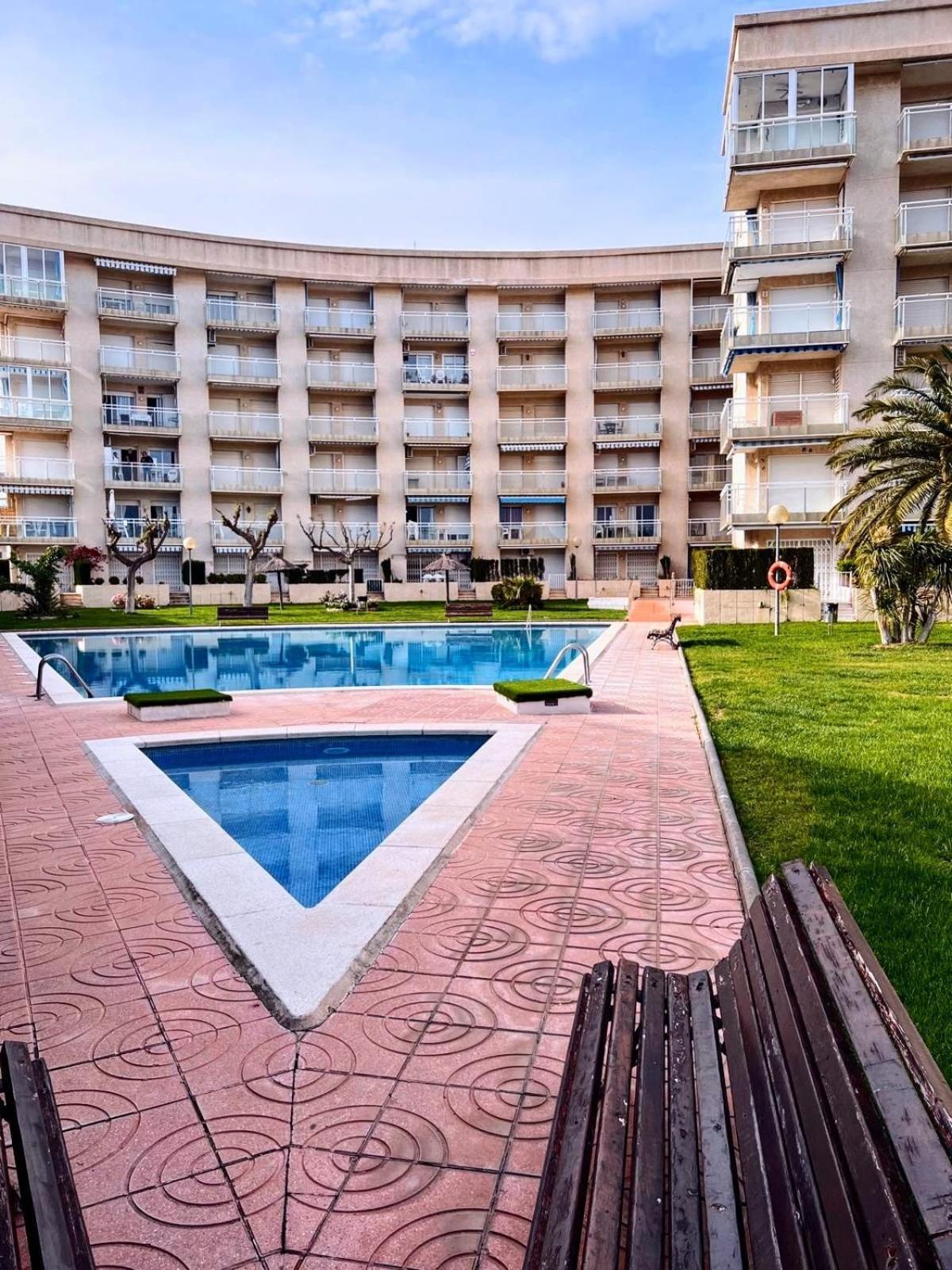 2Nda Linea Con Piscina En Miami Platja Apartment Miami Playa Luaran gambar