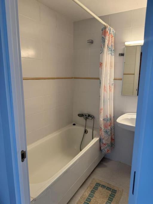 2Nda Linea Con Piscina En Miami Platja Apartment Miami Playa Luaran gambar